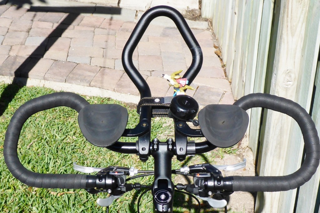I really like the butterfly trekking handlebar. The shifters are in a good spot and the bar allows for several hand positions. 