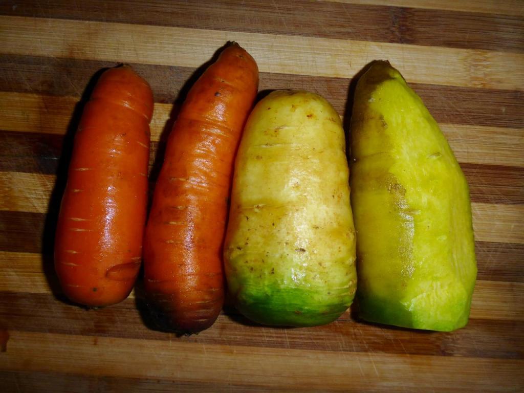 The Kyrgyzstan carrots are the best we have ever tasted including delicious yellow ones. 