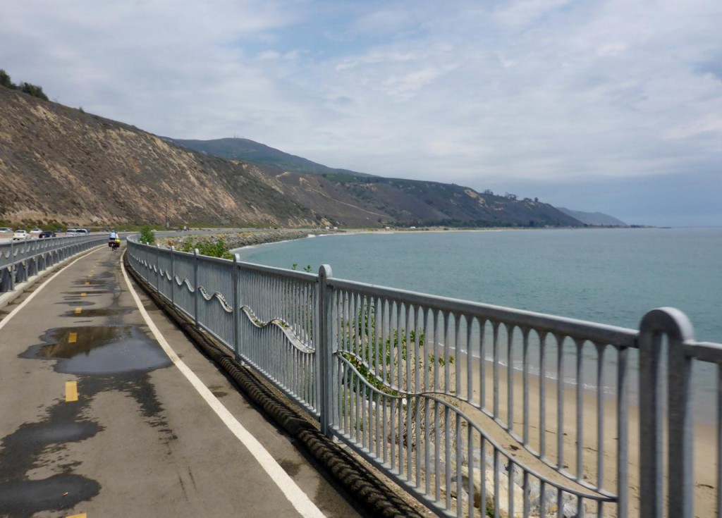 A great bike path along highway 101 north of Ventura. 