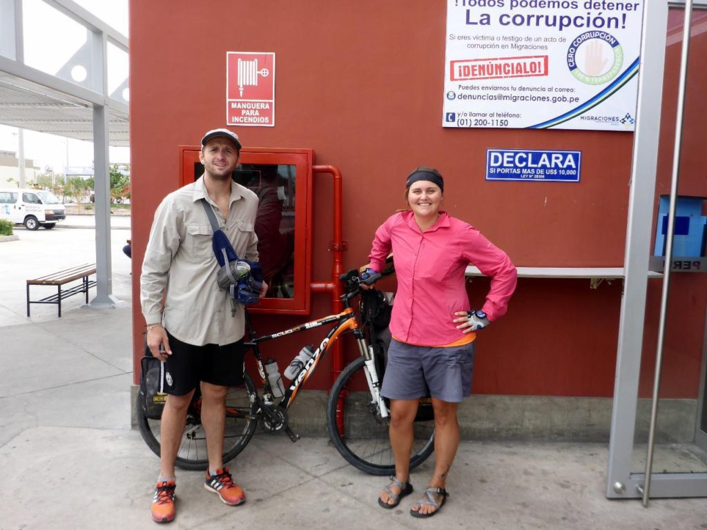 We met Guntar from Argentina. He is riding to the Amazon River from Peru to (do you believe this?) build a boat to take him and his bike 4,000 km to the Atlantic! Now that's adventure at its finest! 
